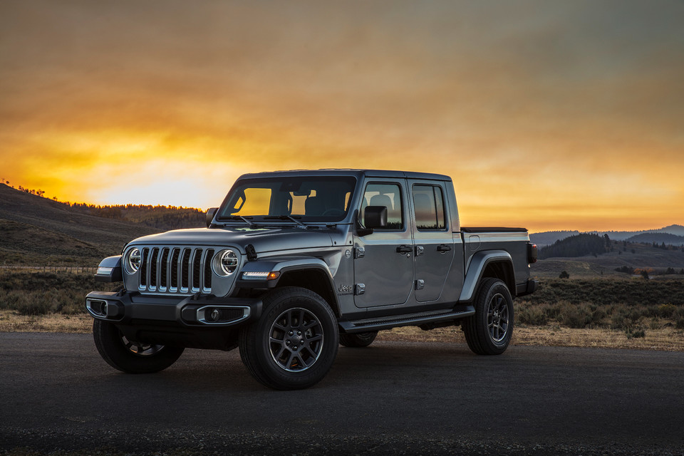 Le tout nouveau Jeep Gladiator 2020 arrive au Québec! Bientôt disponible chez Donnacona Chrysler!