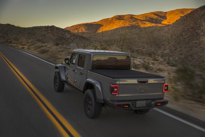 Arrière du Jeep Gladiator Mojave 2020