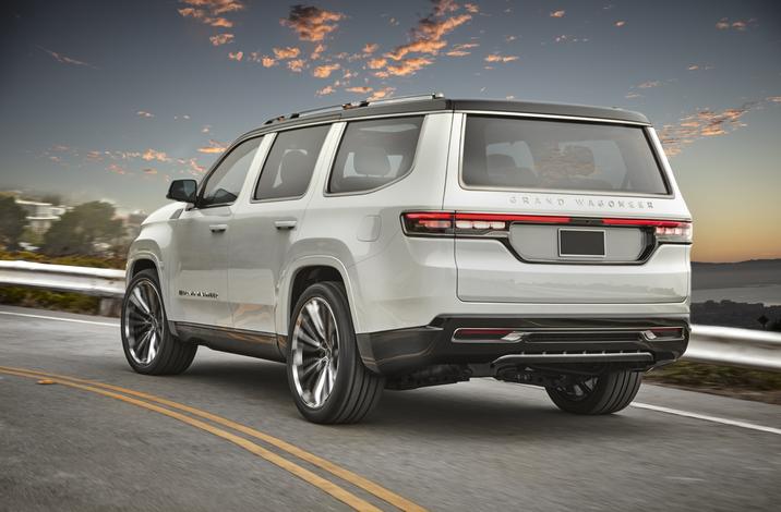 Arrière du Jeep Grand Wagoneer 2021